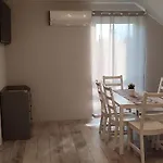 - Spokojne Miejsce Z Calorocznym Zewnetrznym Wspolnym Jacuzzi, Sauna I Letnim Basenem Apartment Wilga