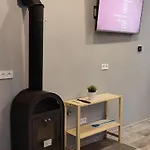 - Spokojne Miejsce Z Calorocznym Zewnetrznym Wspolnym Jacuzzi, Sauna I Letnim Basenem Wilga