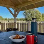 아파트 - Spokojne Miejsce Z Calorocznym Zewnetrznym Wspolnym Jacuzzi, Sauna I Letnim Basenem 빌가