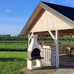 - Spokojne Miejsce Z Calorocznym Zewnetrznym Wspolnym Jacuzzi, Sauna I Letnim Basenem 아파트 *