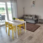 - Spokojne Miejsce Z Calorocznym Zewnetrznym Wspolnym Jacuzzi, Sauna I Wakacyjnym Basenem Апартаменты