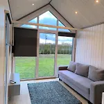 Appartement - Spokojne Miejsce Z Calorocznym Zewnetrznym Wspolnym Jacuzzi, Sauna I Wakacyjnym Basenem
