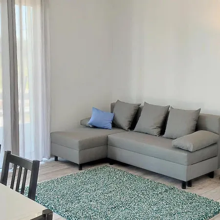 Апартаменты - Spokojne Miejsce Z Calorocznym Zewnetrznym Wspolnym Jacuzzi, Sauna I Wakacyjnym Basenem