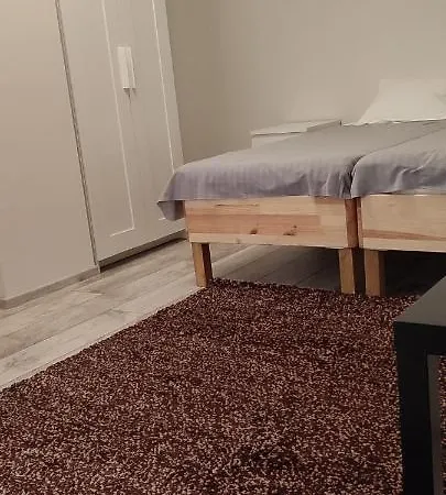 Apartman - Spokojne Miejsce Z Calorocznym Zewnetrznym Wspolnym Jacuzzi, Sauna I Wakacyjnym Basenem