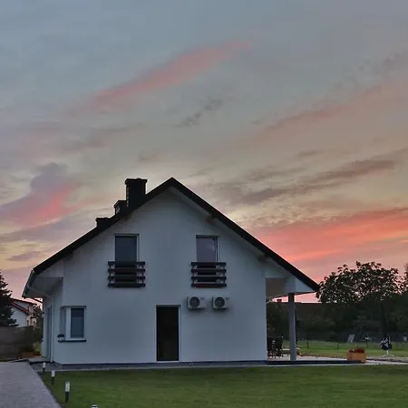 - Spokojne Miejsce Z Calorocznym Zewnetrznym Wspolnym Jacuzzi, Sauna I Wakacyjnym Basenem 公寓 *