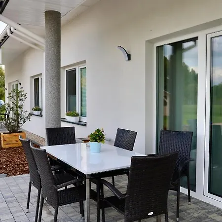 - Spokojne Miejsce Z Calorocznym Zewnetrznym Wspolnym Jacuzzi, Sauna I Letnim Basenem * Wilga