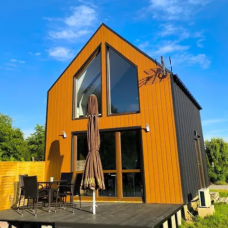 - Spokojne Miejsce Z Calorocznym Zewnetrznym Wspolnym Jacuzzi, Sauna I Wakacyjnym Basenem * Вильга